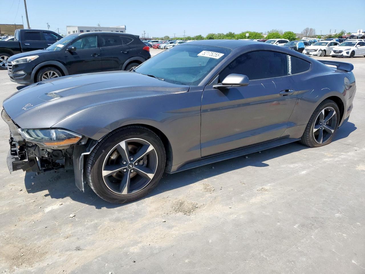 FORD MUSTANG