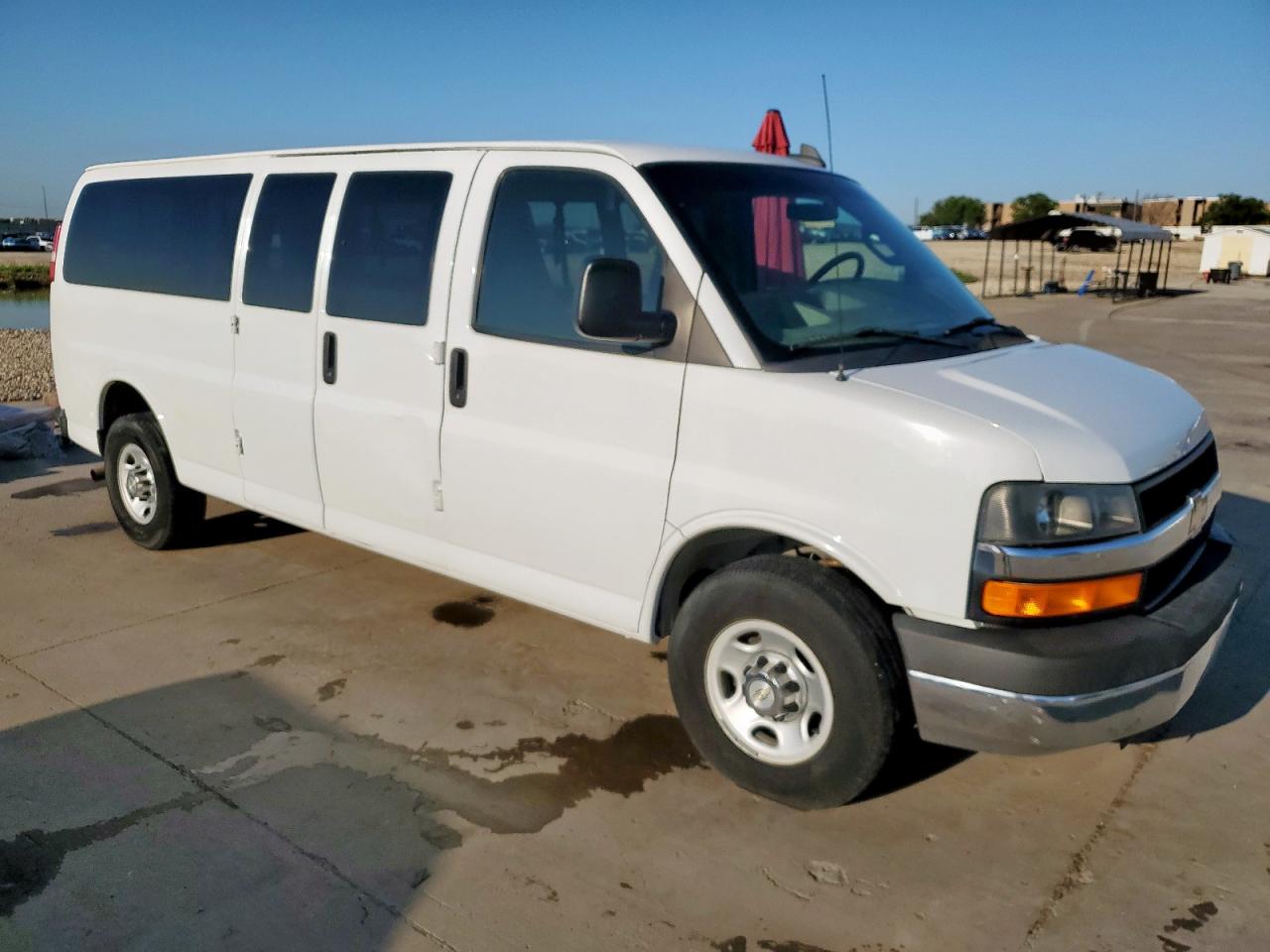 CHEVROLET EXPRESS LT