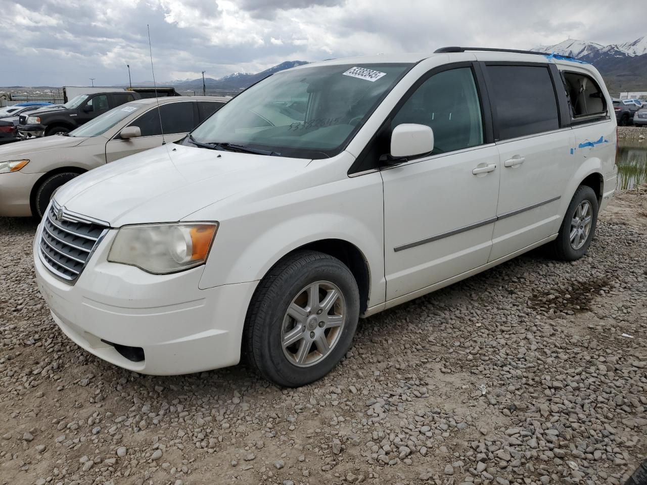 CHRYSLER TOWN & COUNTRY TOURING