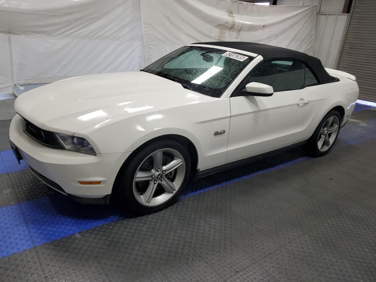 FORD MUSTANG GT