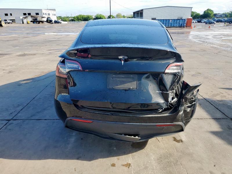 2021 TESLA MODEL Y 5YJYGDEE1MF211015