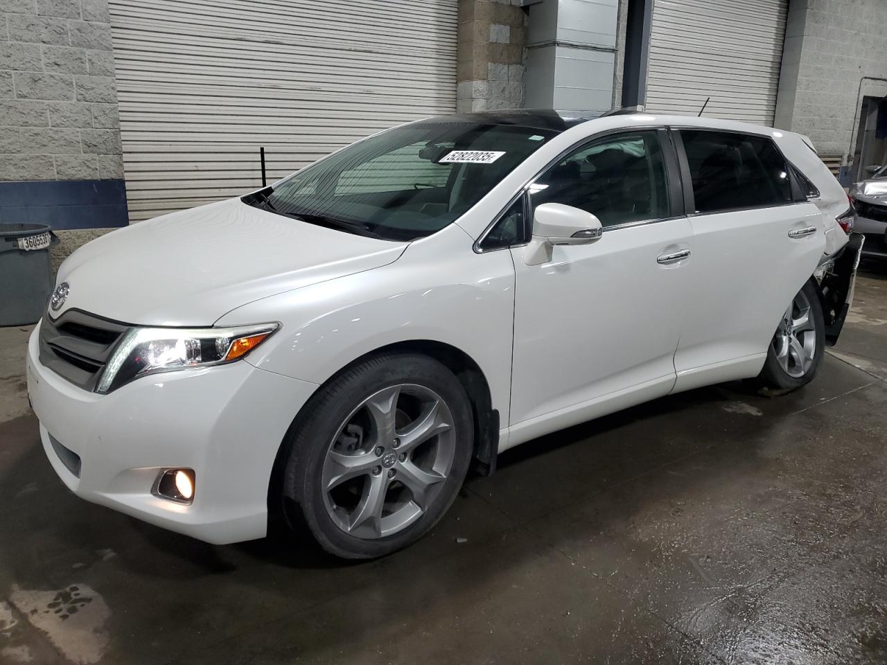 TOYOTA VENZA LE