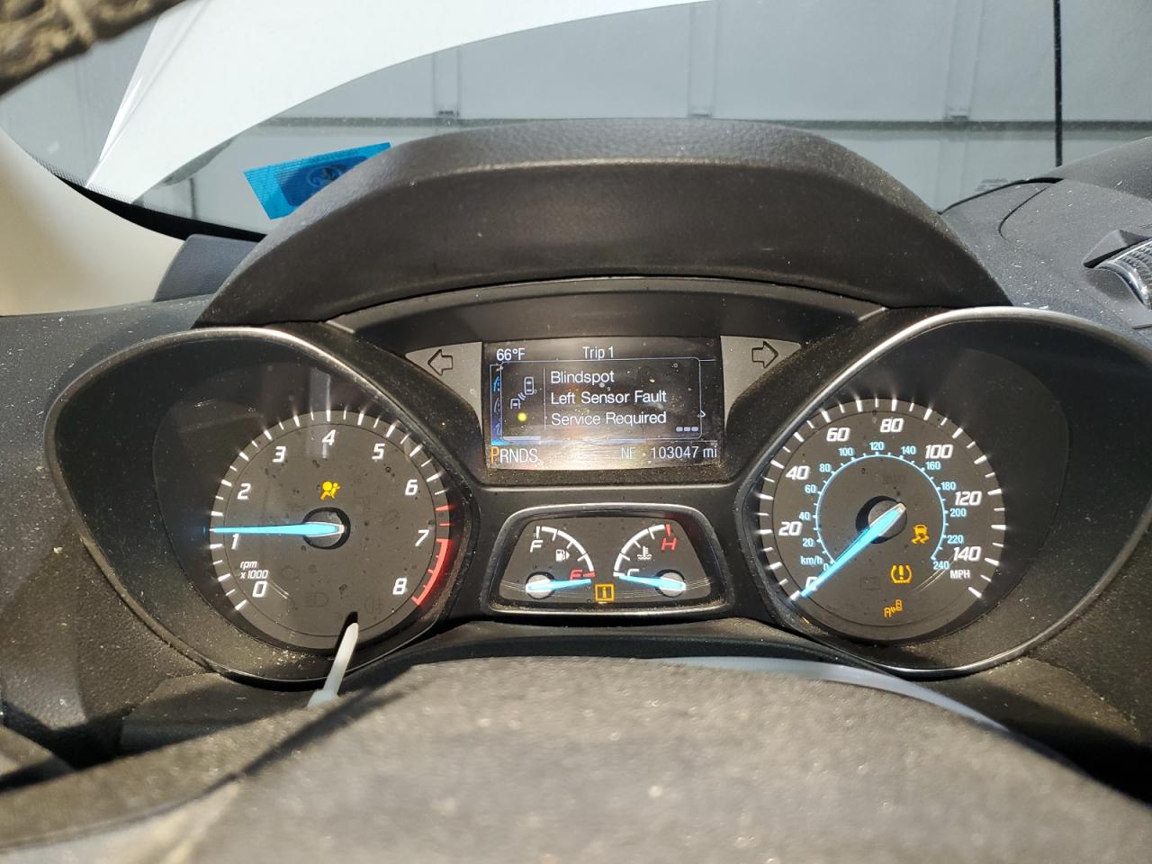 FORD ESCAPE TITANIUM