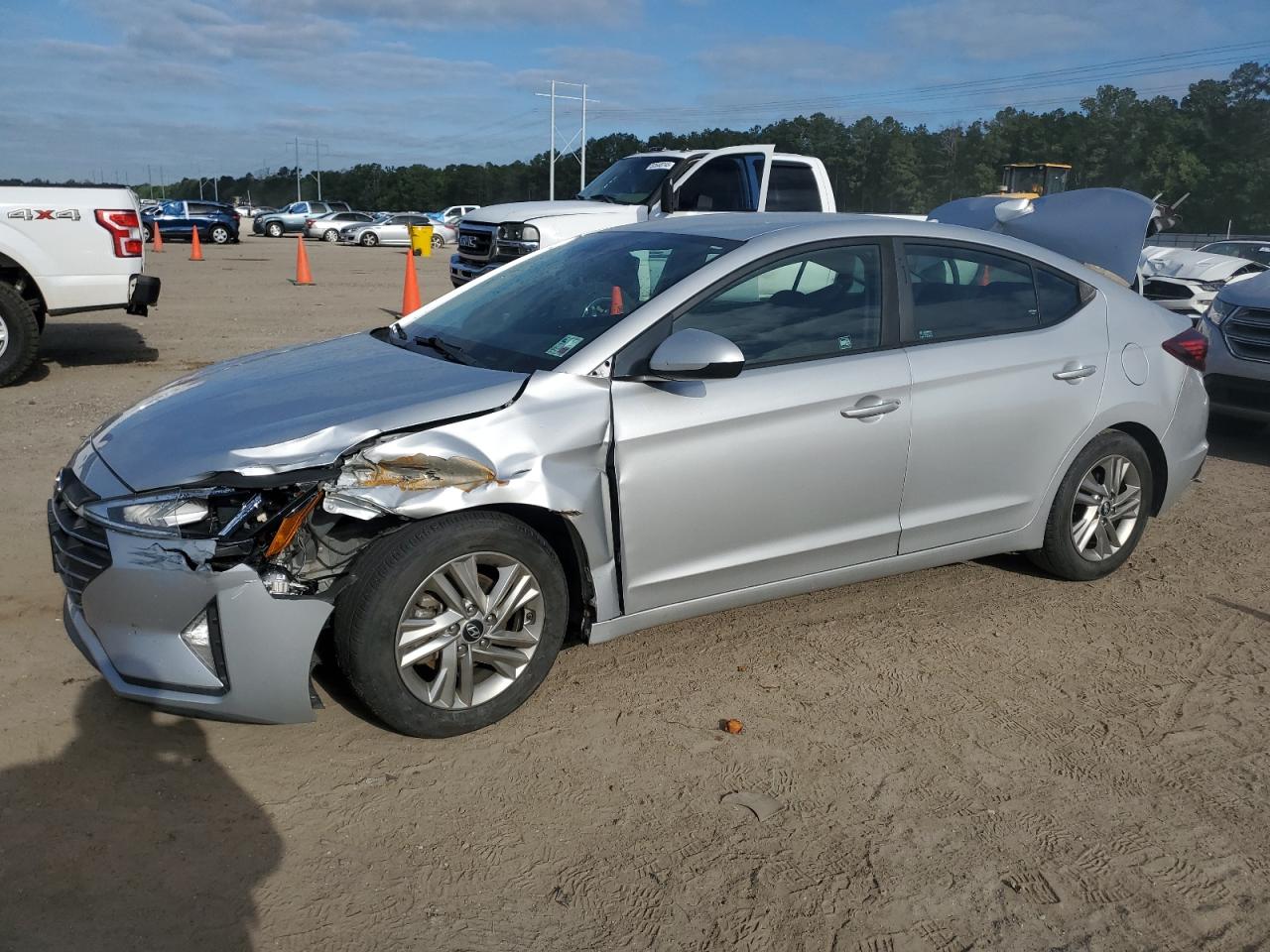 HYUNDAI ELANTRA SEL