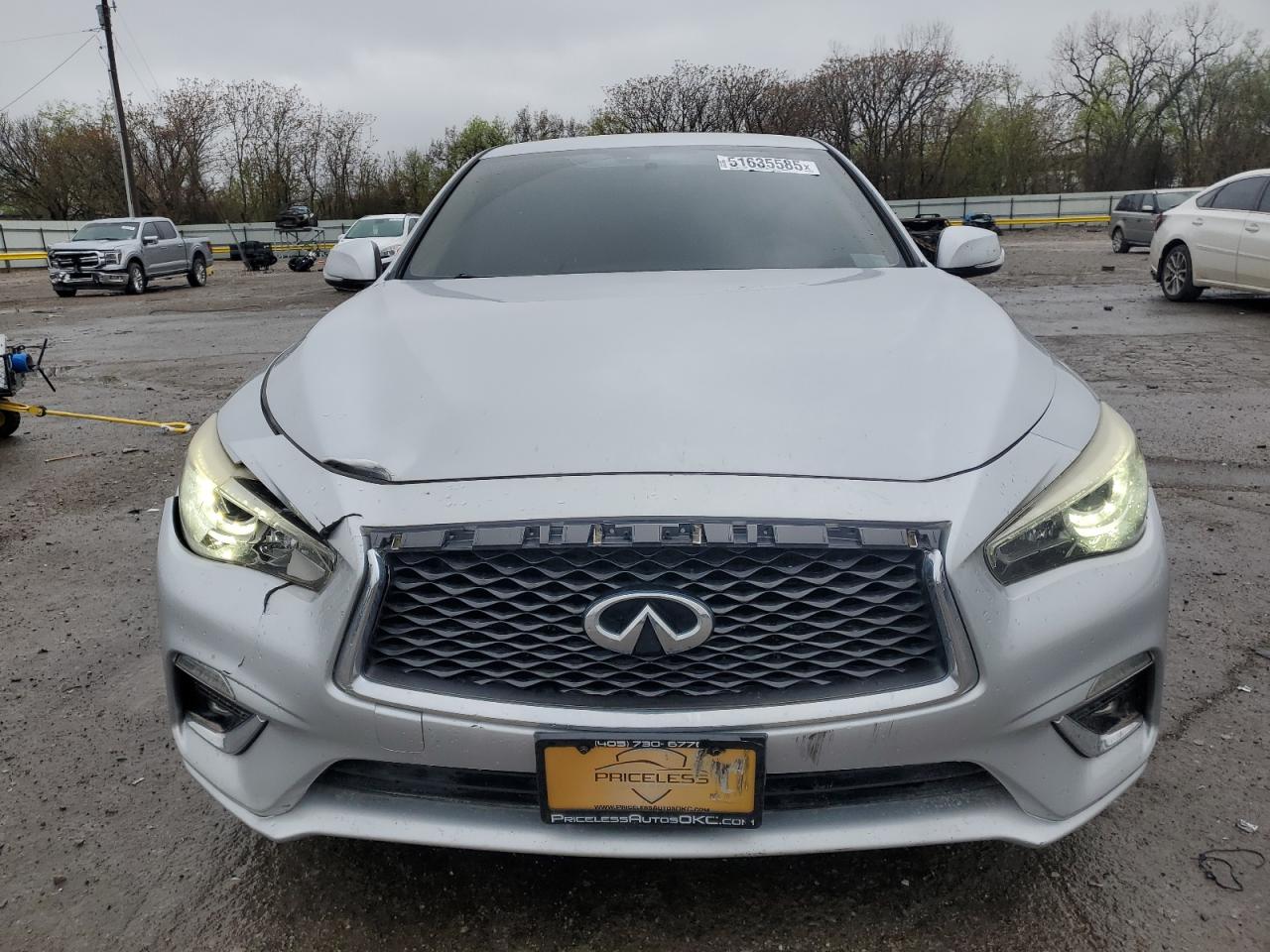 INFINITI Q50 LUXE