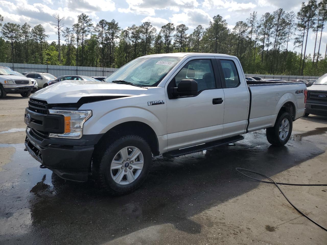 FORD F-150 SUPER CAB