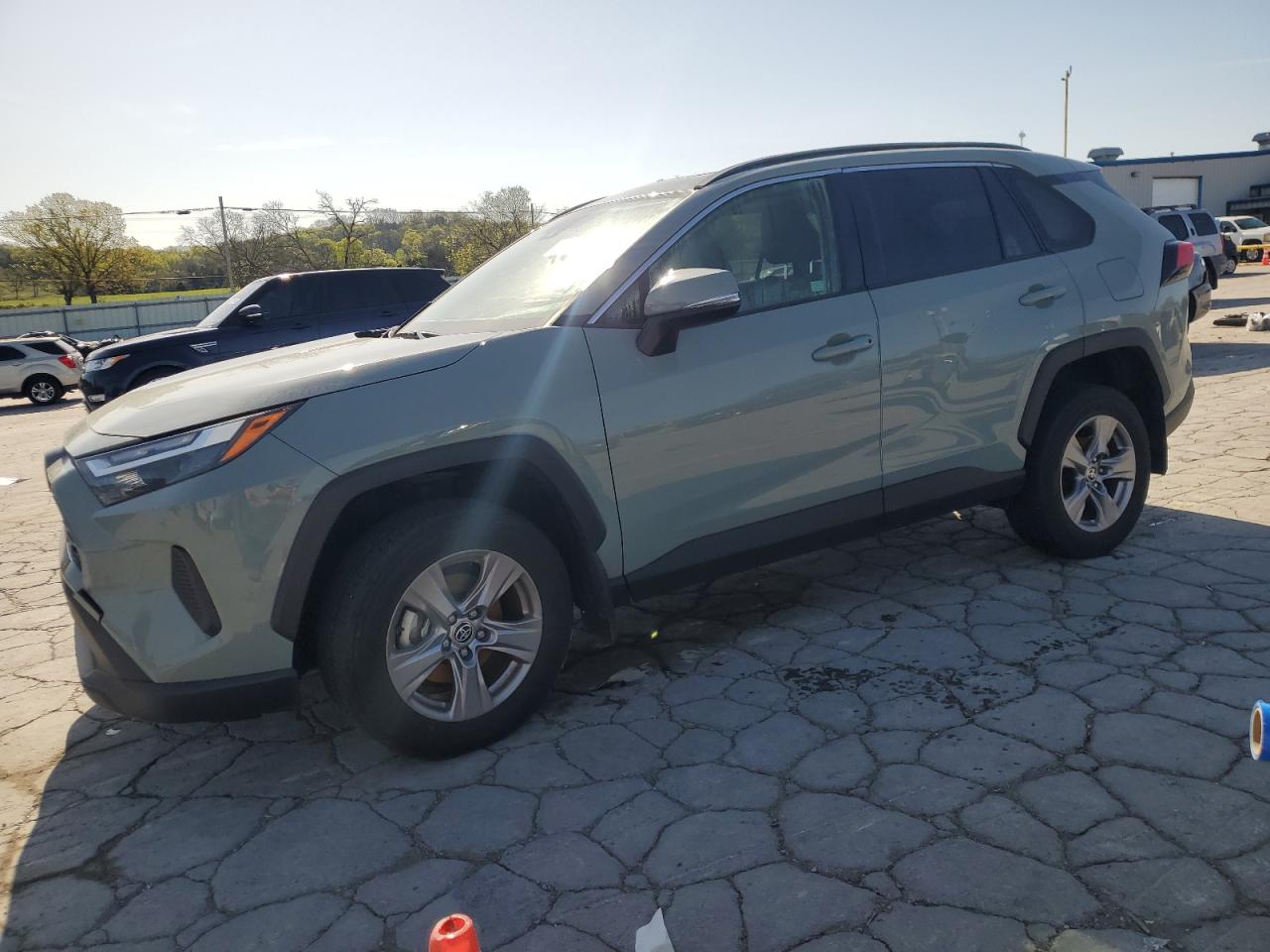 TOYOTA RAV4 XLE