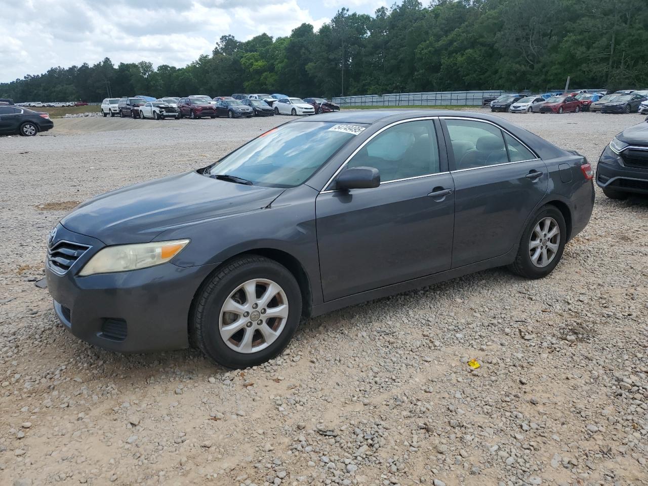 TOYOTA CAMRY BASE