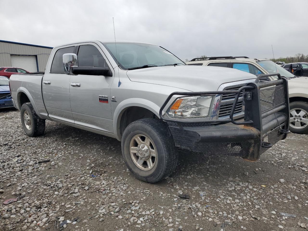 DODGE RAM 2500 LARAMIE