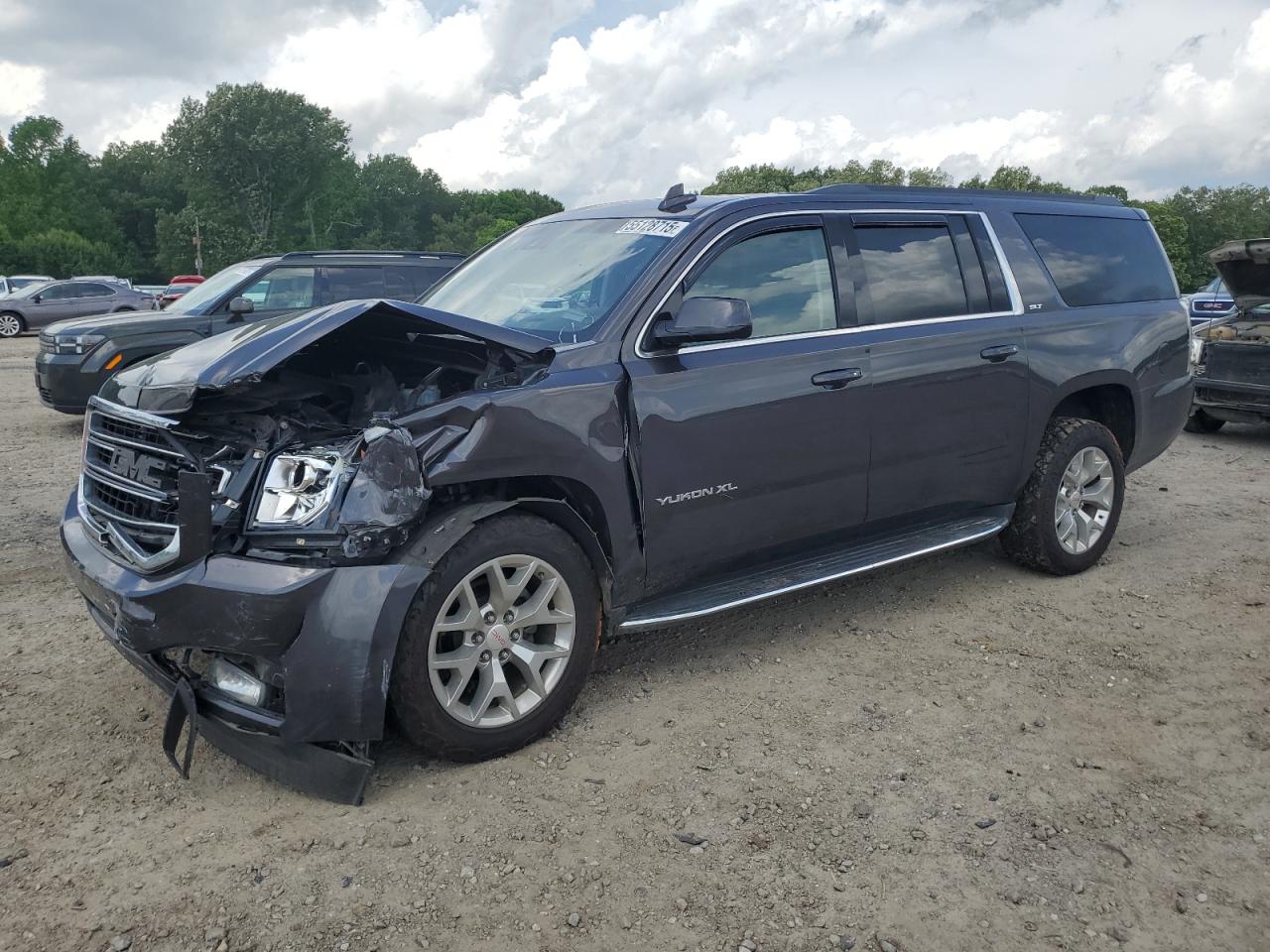 GMC YUKON K1500 SLT