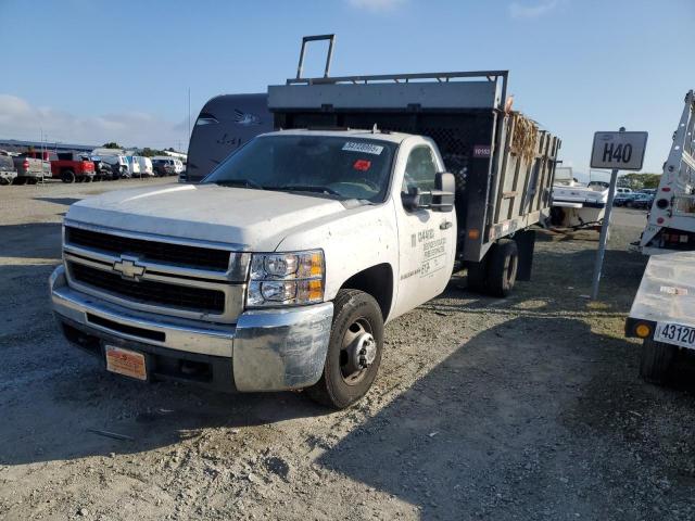 CHEVROLET SILVERADO 2007 white chassis gas 1GBJC34K27E575677 photo #1
