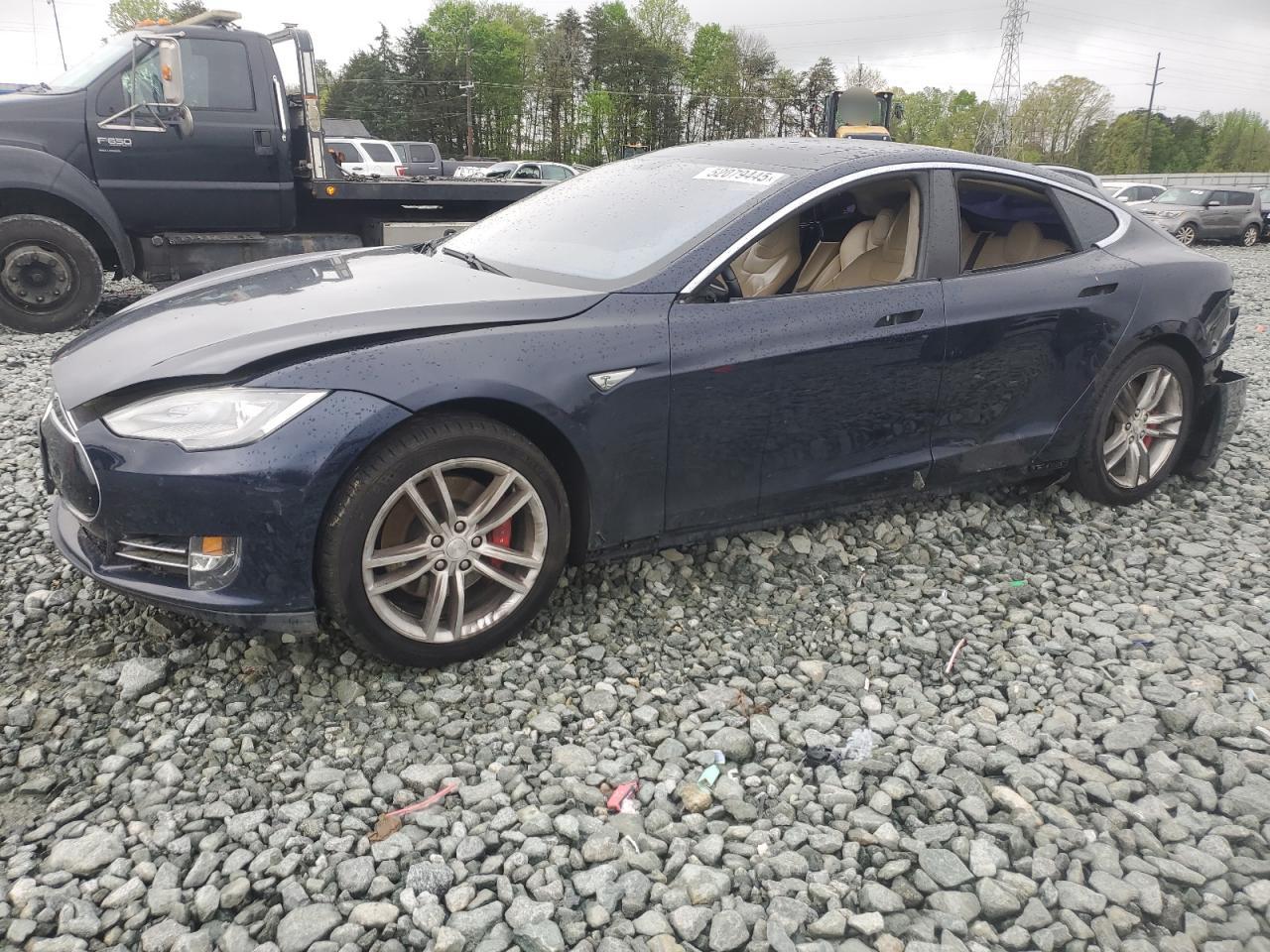 TESLA MODEL S