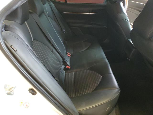 2018 TOYOTA CAMRY L - 4T1B11HK5JU604733