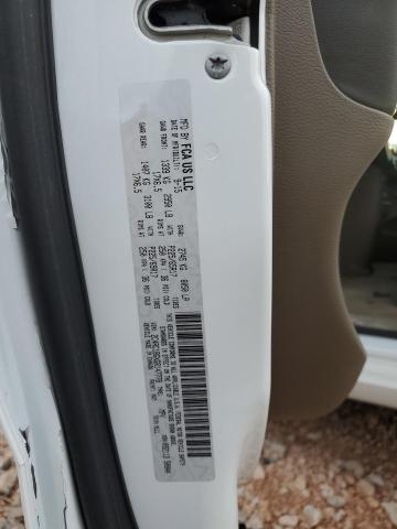 2016 CHRYSLER TOWN & COU 2C4RC1BGXGR147778