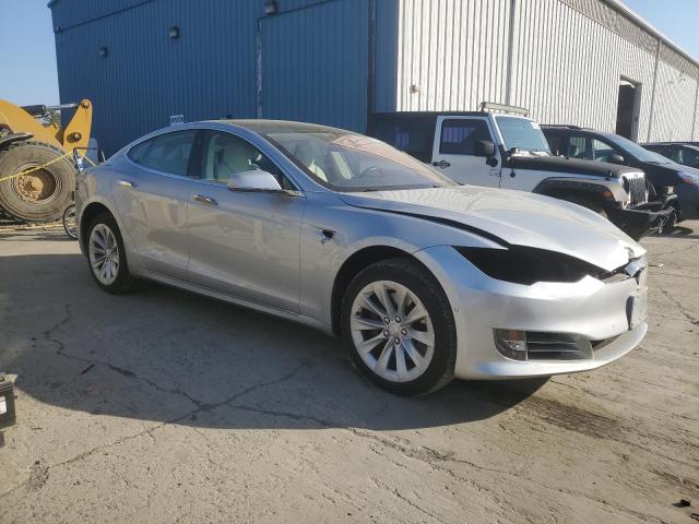Vin: 5yjsa1e2xhf213086, lot: 53780875, tesla model s 20174