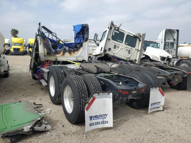 FREIGHTLINER CASCADIA 1 2018 white  diesel 3AKJHLDV3JSJM0044 photo #4