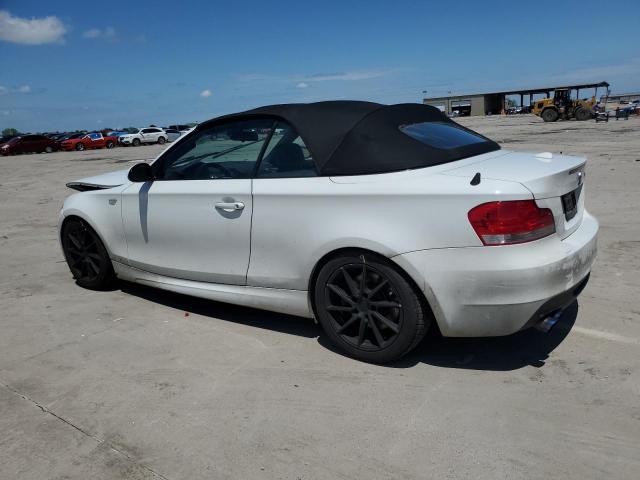 BMW 135 I 2009 white  gas WBAUN93599VK40210 photo #3