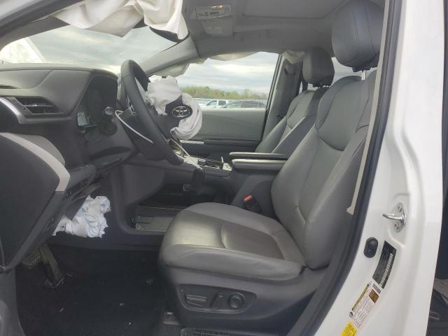 2022 TOYOTA SIENNA XLE 5TDJSKFC4NS056541