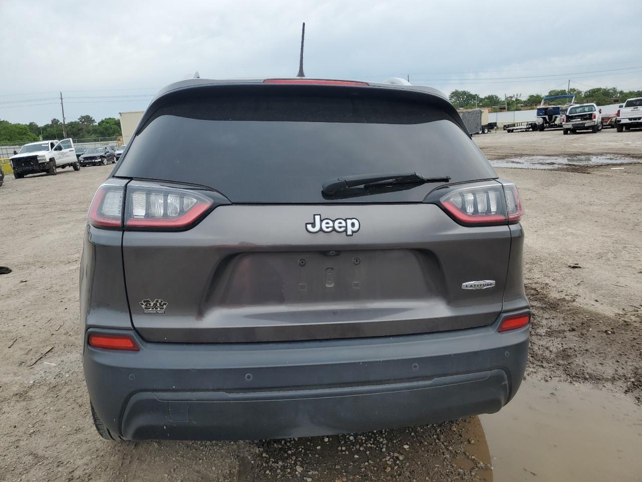JEEP GRAND CHEROKEE LATITUDE PLUS