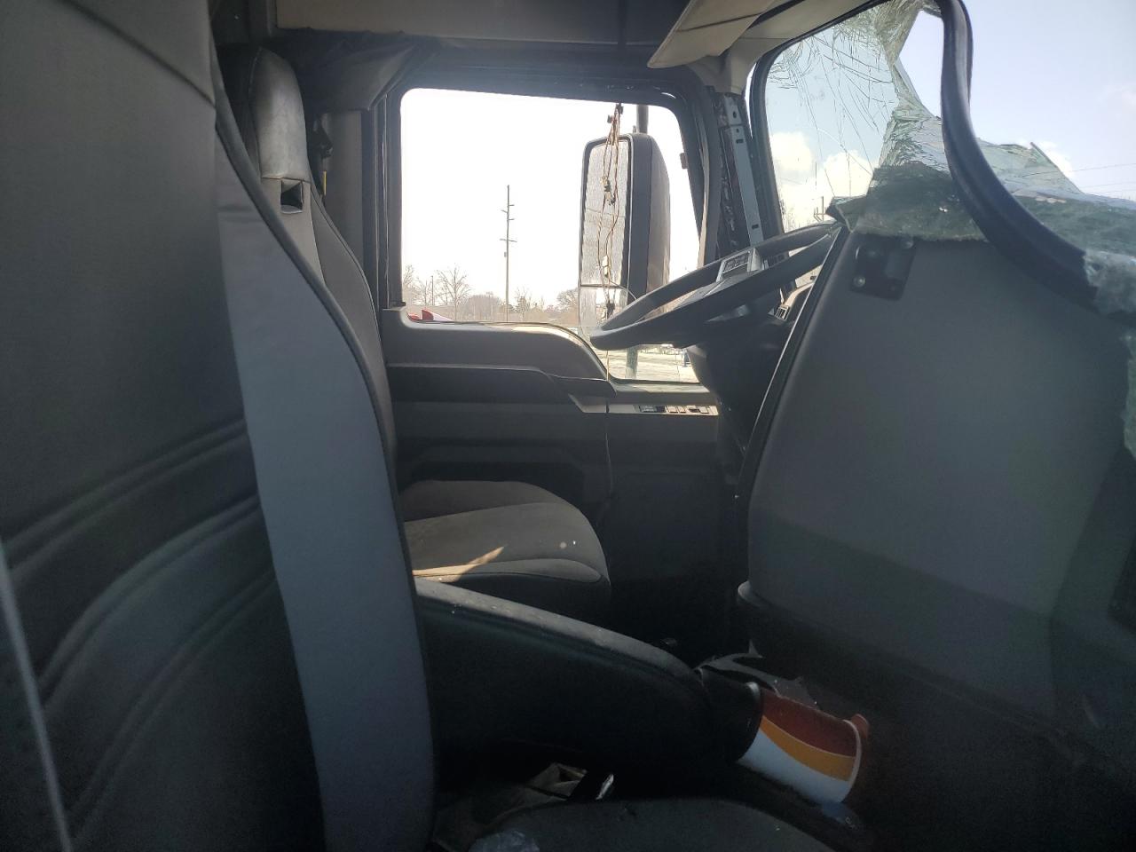 Lot #3302769346 2023 MACK ANTHEM