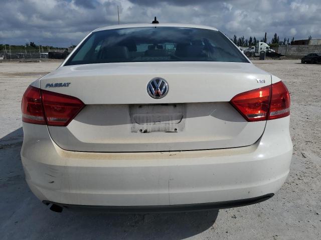 2015 VOLKSWAGEN PASSAT S - 1VWAS7A39FC115068