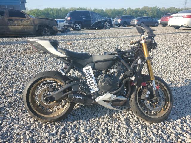 YAMAHA YZFR7