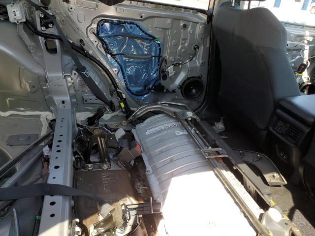 2020 TOYOTA RAV4 XLE - 2T3RWRFV8LW074117