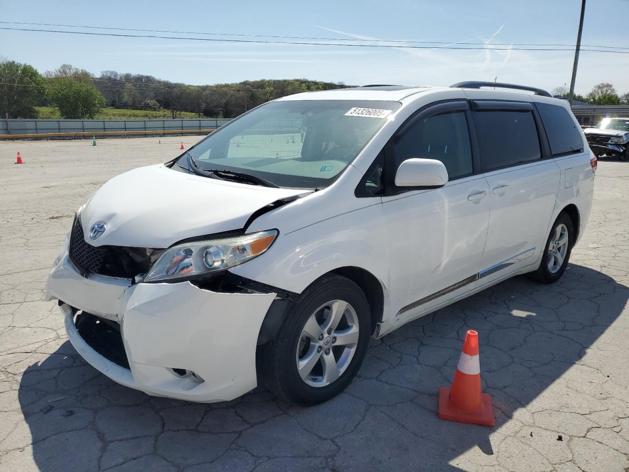 TOYOTA SIENNA XLE