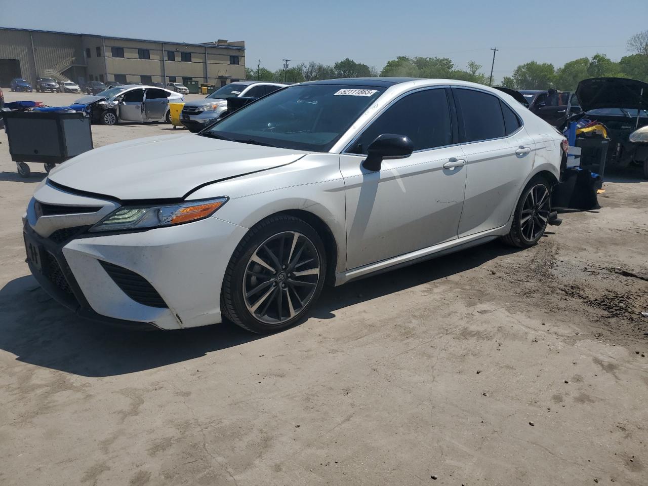 TOYOTA CAMRY XSE