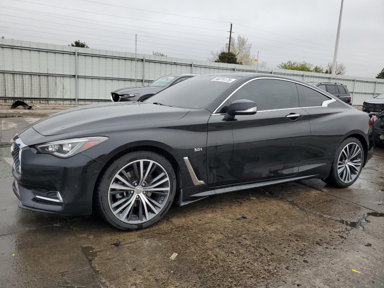 INFINITI Q60 PREMIUM
