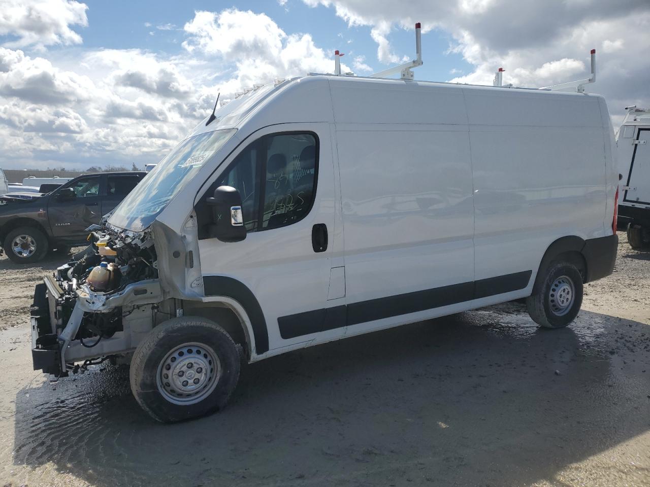 RAM PROMASTER 2500 HIGH