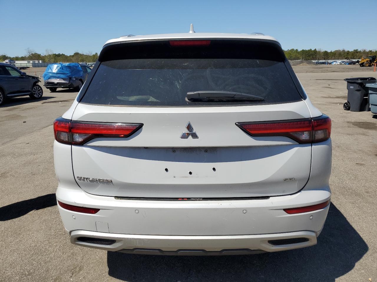 MITSUBISHI OUTLANDER SEL