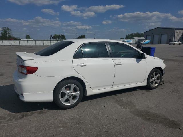 Vin: 2t1bu4ee4dc981468, lot: 53576355, toyota corolla base 20133