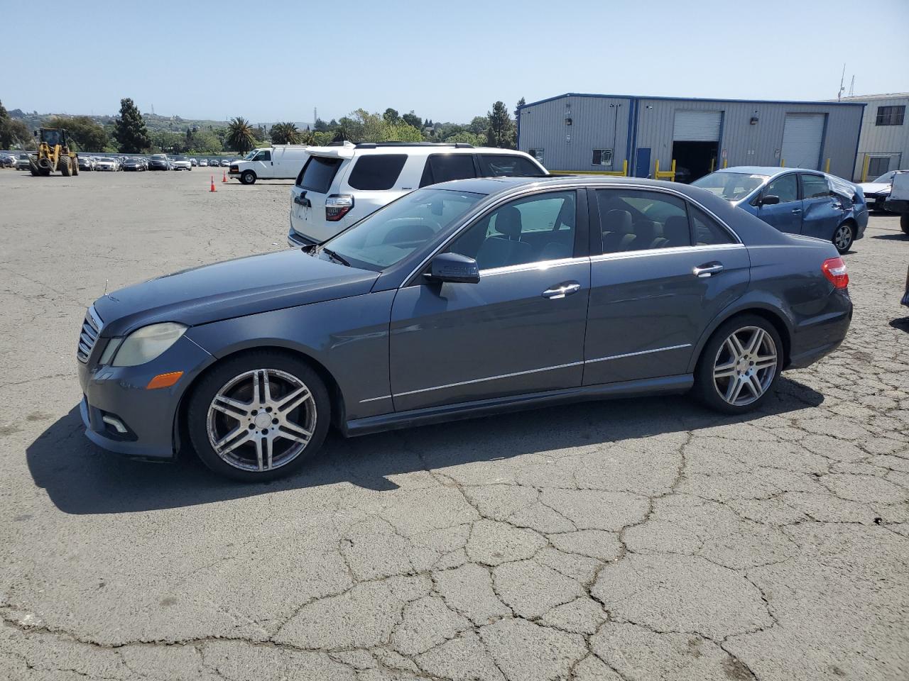 MERCEDES-BENZ E-CLASS 350