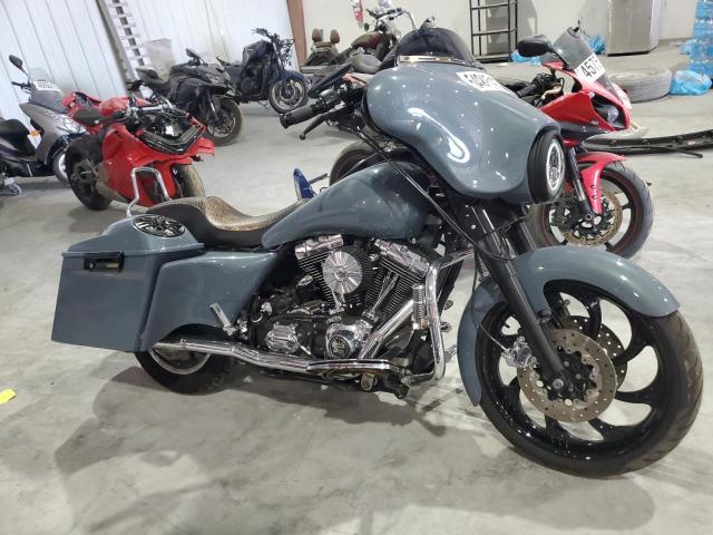 HARLEY-DAVIDSON FLHTCUI