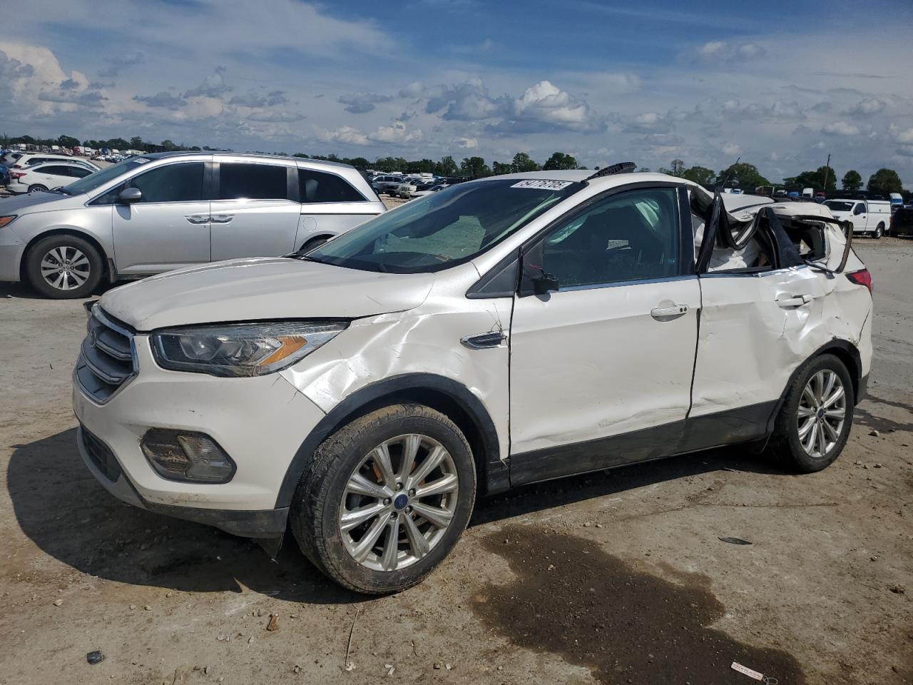 FORD ESCAPE TITANIUM