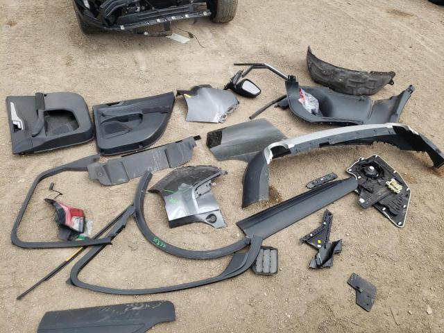 2020 FORD ESCAPE SE - 1FMCU9G6XLUB94402