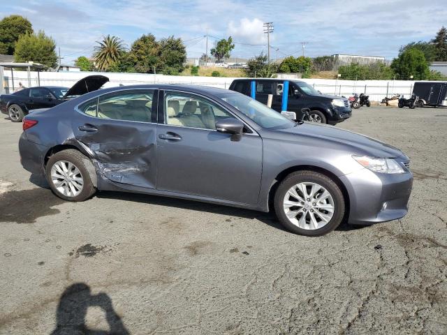 Vin: jthbw1gg6d2018284, lot: 54548245, lexus es300 300h 20134