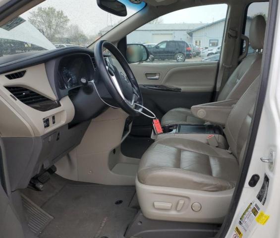 2016 TOYOTA SIENNA XLE - 5TDYK3DC9GS702117