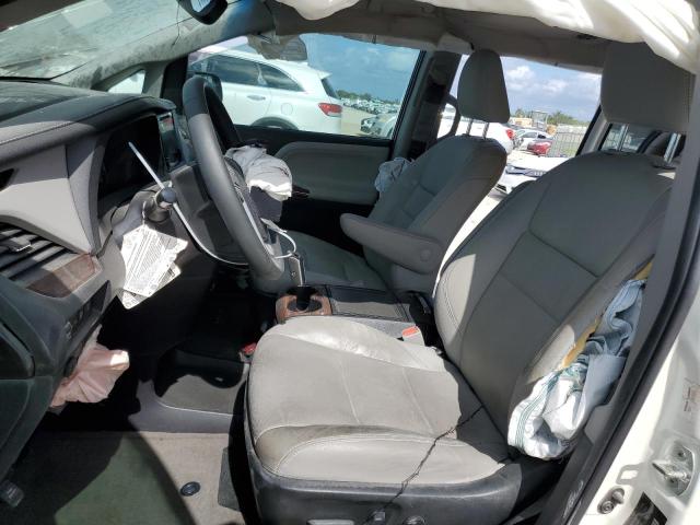 2016 TOYOTA SIENNA XLE 5TDYK3DC8GS739966