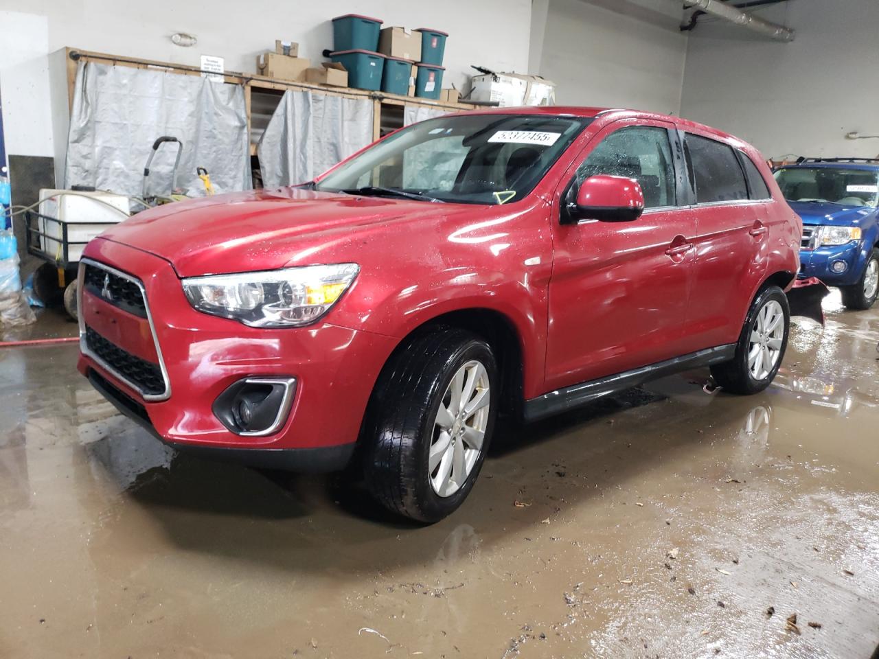 MITSUBISHI OUTLANDER SE