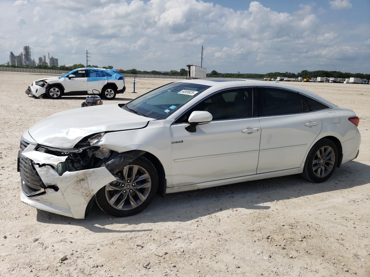 TOYOTA AVALON XLE