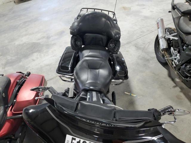 2011 HARLEY-DAVIDSON FLHTCU 1HD1FC414BB656540