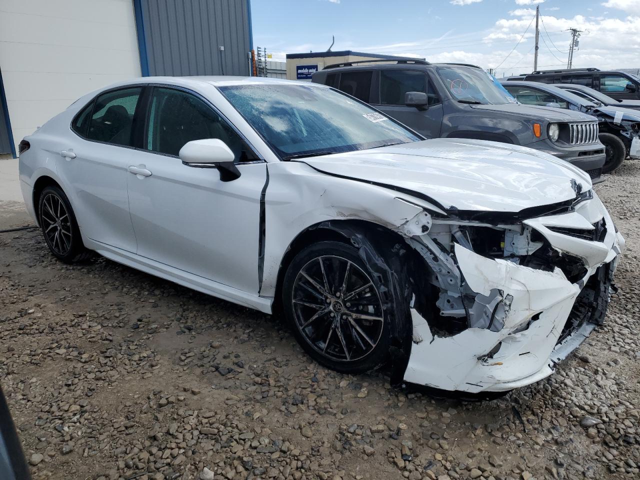 TOYOTA CAMRY SE NIGHT SHADE