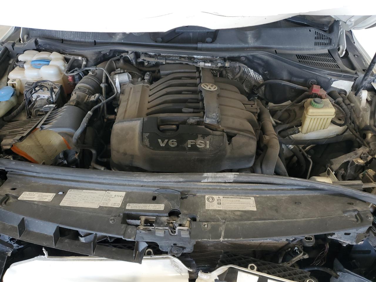 VOLKSWAGEN TOUAREG V6