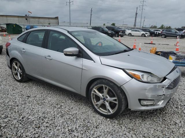 Vin: 1fadp3j22gl354941, lot: 54401135, ford focus titanium 20164