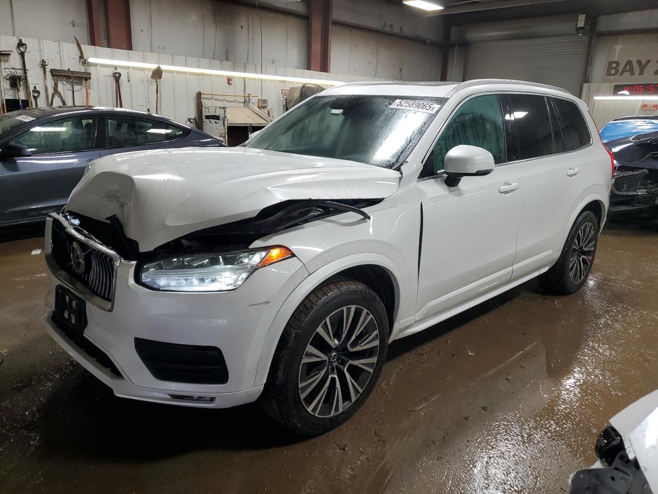 VOLVO XC90 T5 MOMENTUM