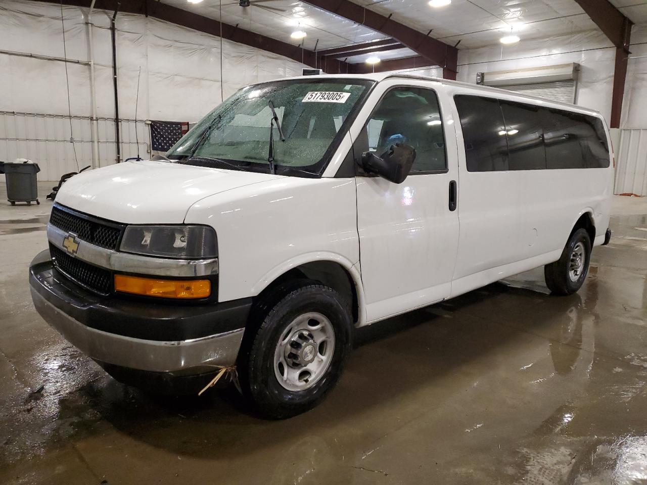 CHEVROLET EXPRESS LT