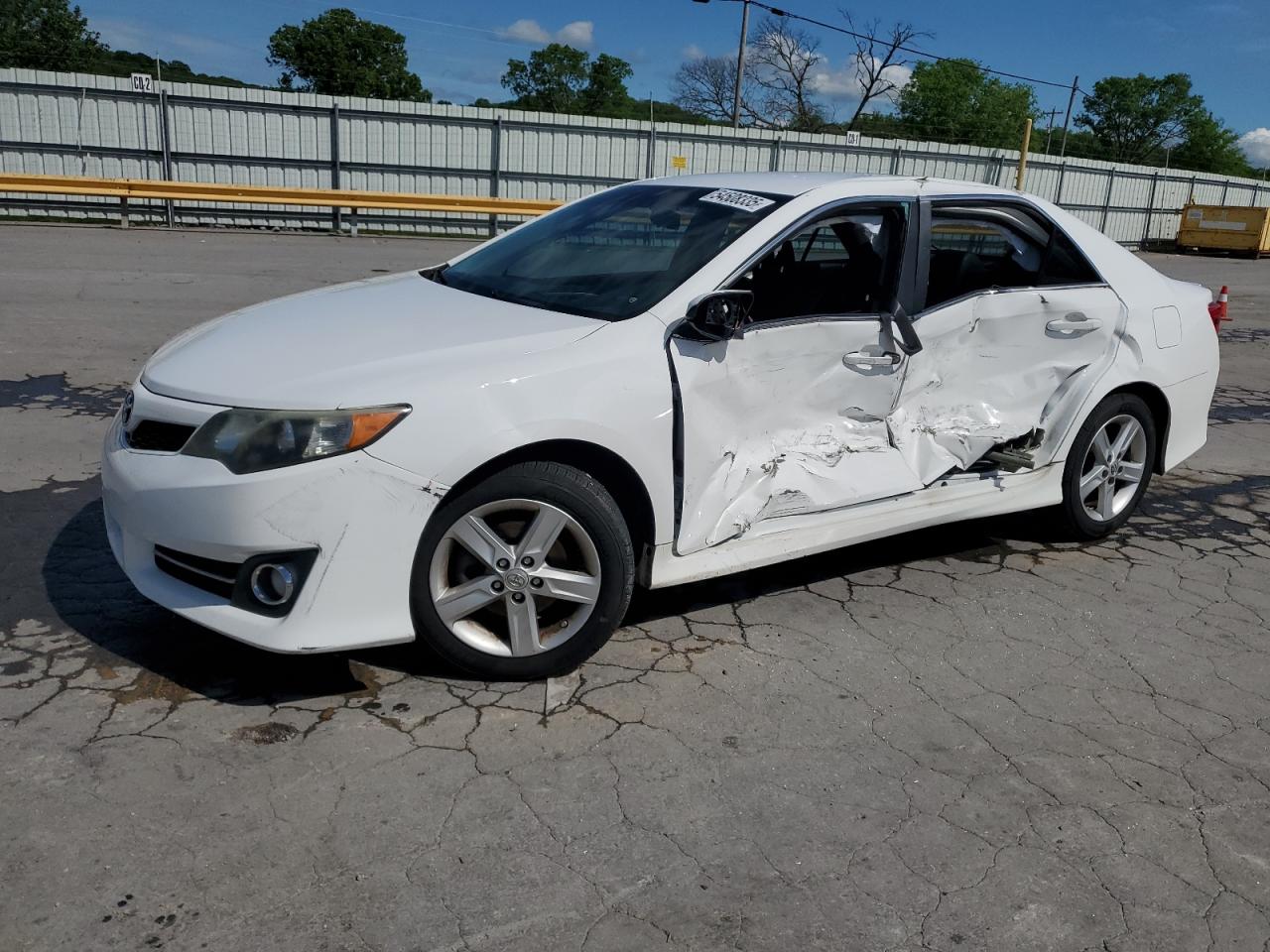 TOYOTA CAMRY L