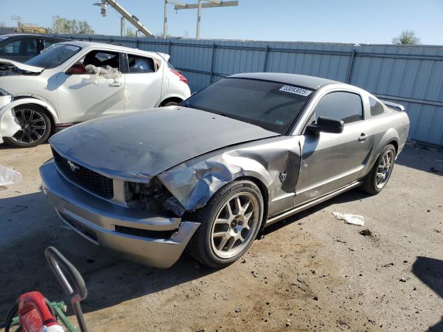 FORD MUSTANG GT